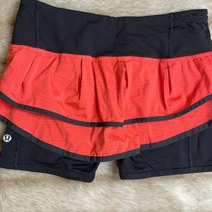 Lululemon skirt built-in, Spanx size 4, black and orange